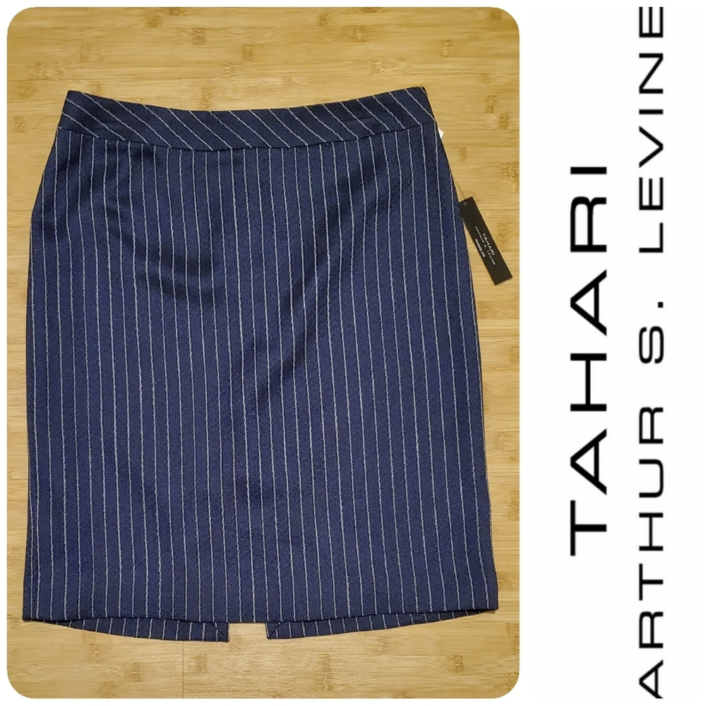 Tahari skirt pinstripe skirt